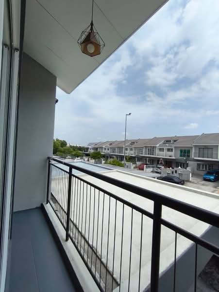 2-storey Terraced House for Sale in Cyberjaya (Selangor) - Siti Haila - Balcony - PropertyGuru.com.my