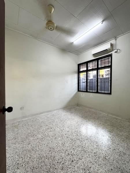 1-storey Terraced House for Sale in Taman Daya (Johor Bahru) - Amber Ma - PropertyGuru.com.my