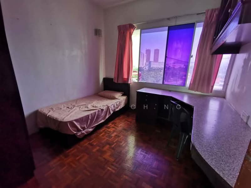 Kondominium untuk Dijual di Mutiara Villa Condominium - Danny Ch'ng - Bedroom - PropertyGuru.com.my