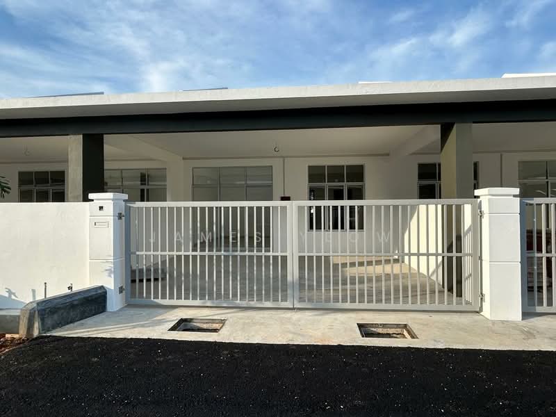 1-storey Terraced House for Sale in Taman Seri Rambai (Bukit Rambai) - James Yeow - PropertyGuru.com.my