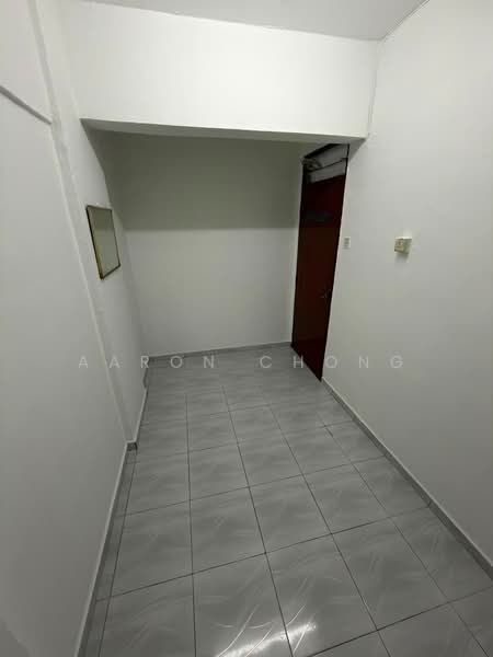 Rumah Flat untuk Dijual di Desa Mentari Flat (Block 8) - Aaron Chong - Corridor - PropertyGuru.com.my