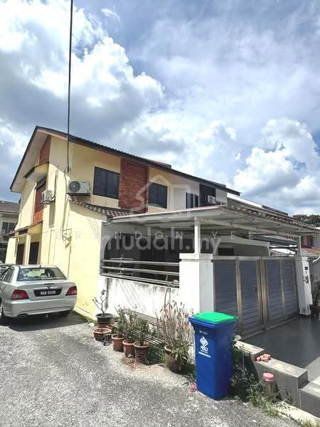 2-storey Terraced House for Sale in Taman Universiti Indah (Seri Kembangan) - Brandon Yee - Exterior - PropertyGuru.com.my