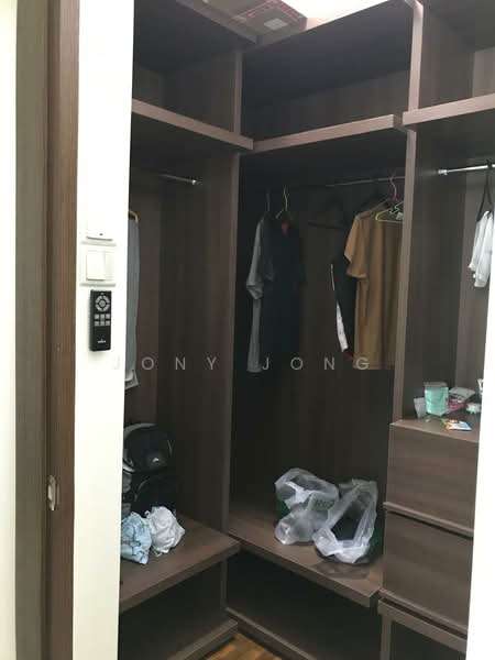 Kediaman Servis untuk Dijual di Crescent Bay Suites (Teluk Bayu) - Jony Jong - PropertyGuru.com.my