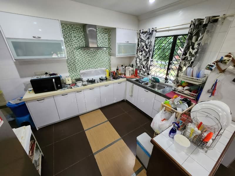 Semi-Detached House for Sale in Petaling Jaya (Selangor) - Hafiz Isa - Kitchen - PropertyGuru.com.my