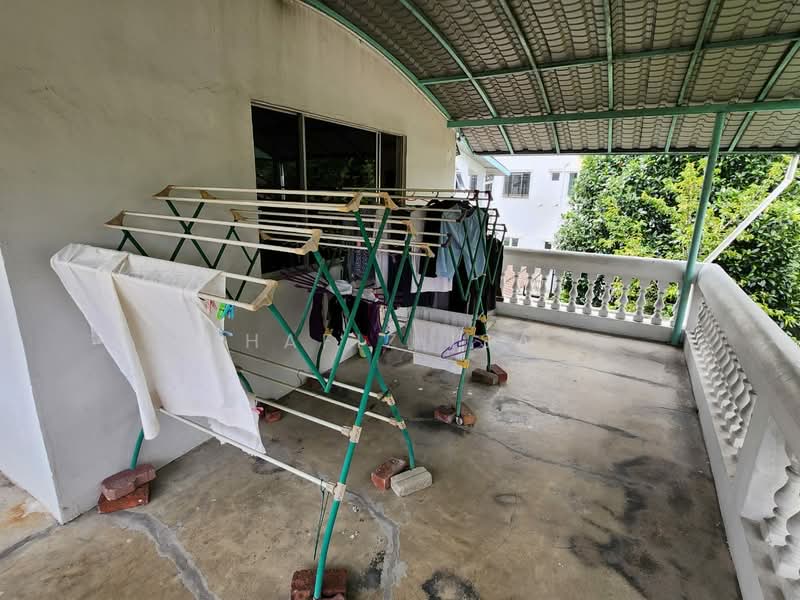 Semi-Detached House for Sale in Petaling Jaya (Selangor) - Hafiz Isa - Balcony - PropertyGuru.com.my