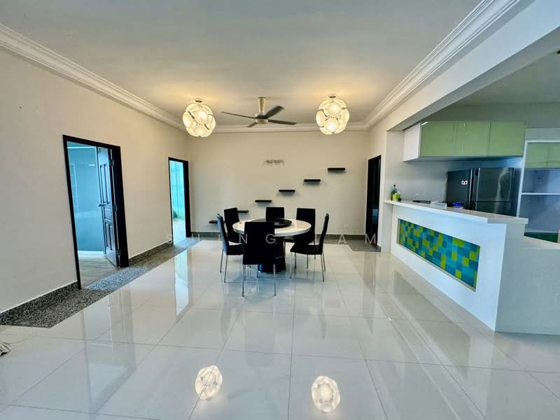 Condominium for Rent at Gurney Beach Resort - Shing Lam - PropertyGuru.com.my