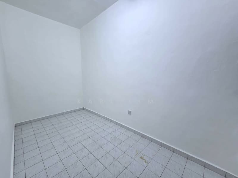 2-storey Terraced House for Sale in Taman Johor Jaya (Johor Bahru) - Karl Lim - Interior - PropertyGuru.com.my