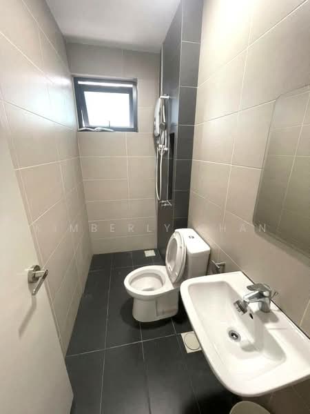 Kediaman Servis untuk Disewa di Pacific Star - Kimberly Chan - Bathroom - PropertyGuru.com.my