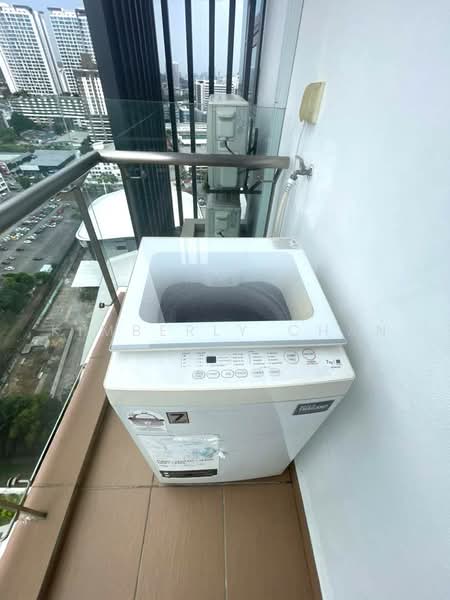 Kediaman Servis untuk Disewa di Pacific Star - Kimberly Chan - Balcony - PropertyGuru.com.my