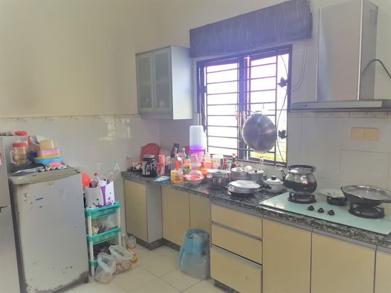 Rumah Teres 2-Tingkat untuk Disewa di Kota Bayuemas (Klang) - Tabris Wong - Kitchen - PropertyGuru.com.my