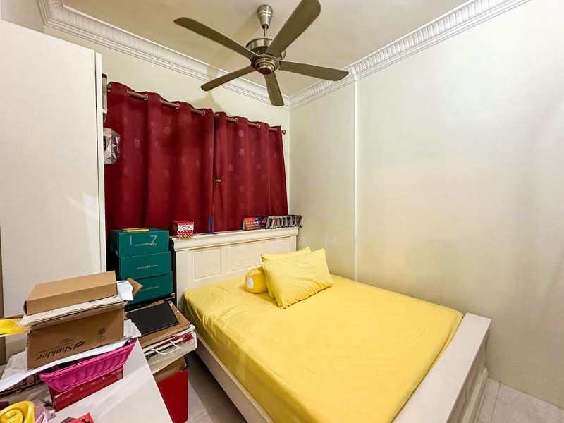 Apartment for Sale at Pangsapuri Permai Puteri - Izzat Zamros - Bedroom - PropertyGuru.com.my