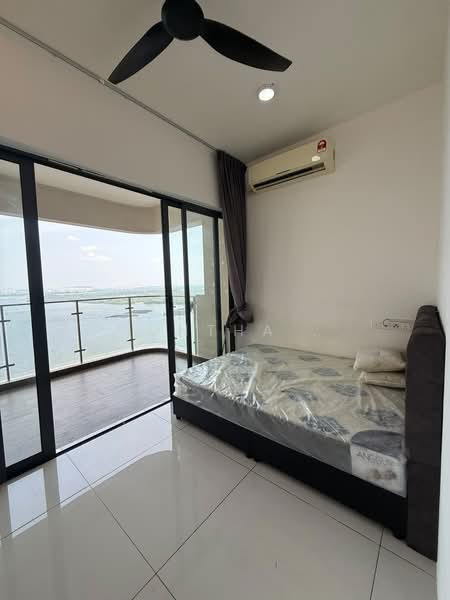 Condominium for Rent at Kings Bay @ Country Garden Danga Bay - Suntha . - PropertyGuru.com.my