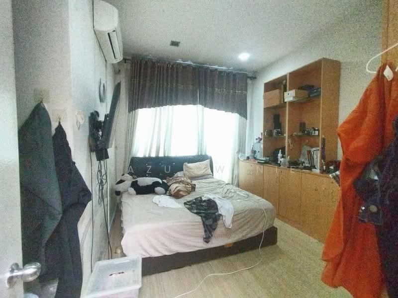 2-storey Terraced House for Sale in Taman Lestari Putra (Seri Kembangan) - Syazue Wanie - Bedroom - PropertyGuru.com.my