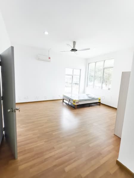 Rumah Berkembar untuk Disewa di Canary Garden (Klang) - Lawrence Ooi - Bedroom - PropertyGuru.com.my