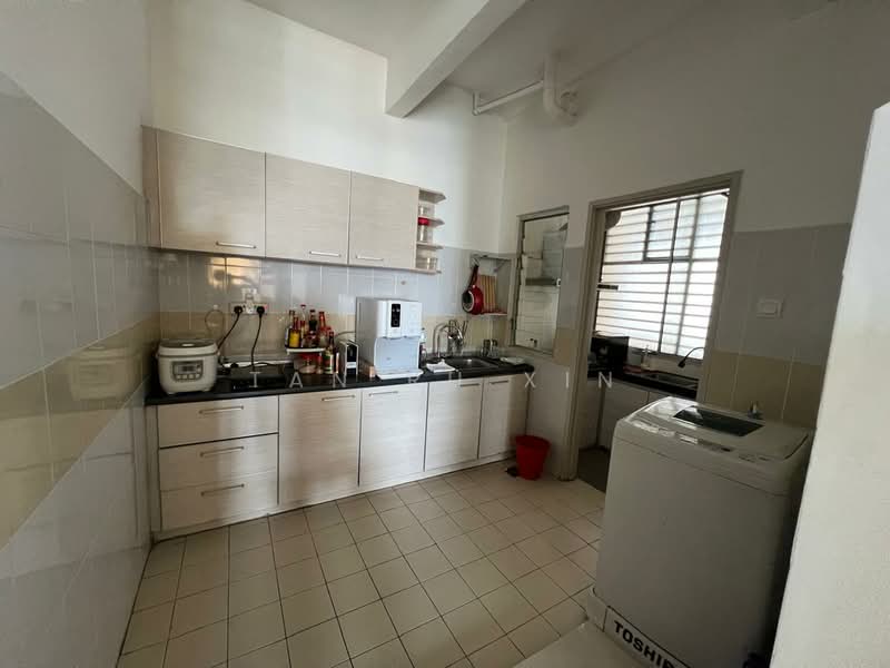 Kondominium untuk Dijual di Vistaria Residensi - Tan Ru Xin - Kitchen - PropertyGuru.com.my