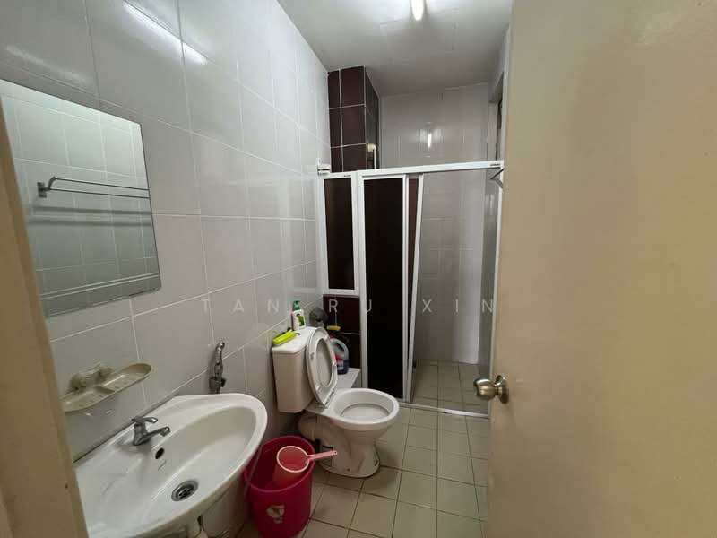 Kondominium untuk Dijual di Vistaria Residensi - Tan Ru Xin - Bathroom - PropertyGuru.com.my