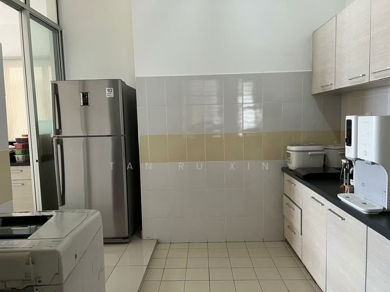 Kondominium untuk Dijual di Vistaria Residensi - Tan Ru Xin - Kitchen - PropertyGuru.com.my