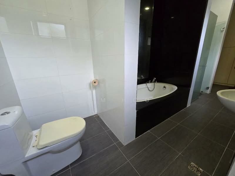 Bungalow House for Sale in Bukit Tunku (Kenny Hills) (Kuala Lumpur) - Sam Hoo - Bathroom - PropertyGuru.com.my