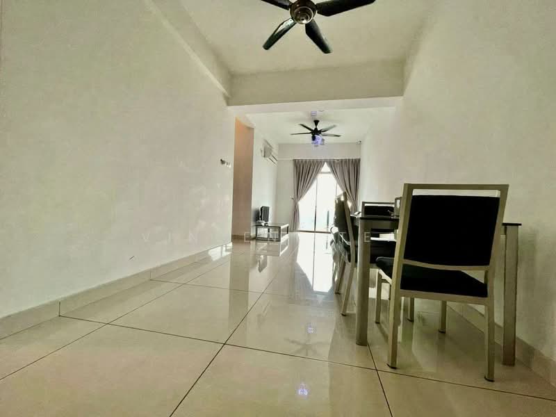 Service Residence for Rent at D'Inspire Residence (Inspira Bestari) - Vincent Tea - Dining Room - PropertyGuru.com.my