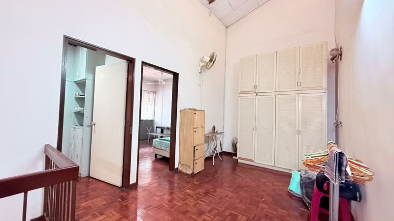 2-storey Terraced House for Sale in Taman Desa (Kuala Lumpur) - Dlynie Ooi - Bedroom - PropertyGuru.com.my