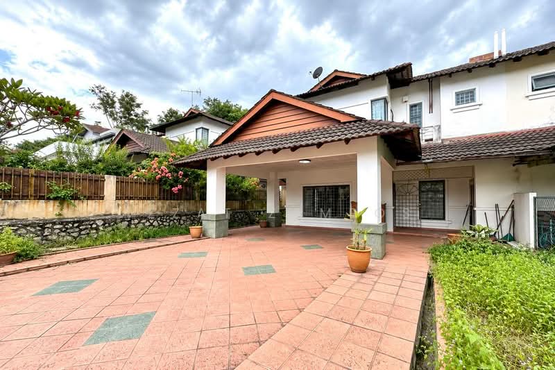 Semi-Detached House for Sale in Ampang (Selangor) - Izzat Zamros - Exterior - PropertyGuru.com.my
