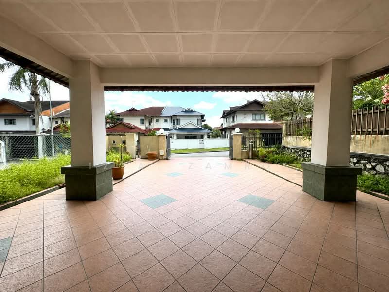 Semi-Detached House for Sale in Ampang (Selangor) - Izzat Zamros - Exterior - PropertyGuru.com.my