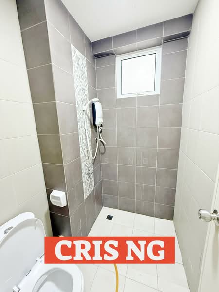 Kondominium untuk Dijual di Solaria Residences - Cris Ng - Bathroom - PropertyGuru.com.my