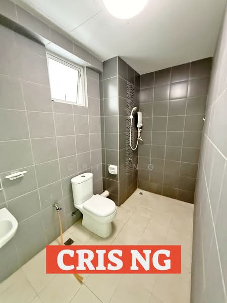 Kondominium untuk Dijual di Solaria Residences - Cris Ng - Bathroom - PropertyGuru.com.my