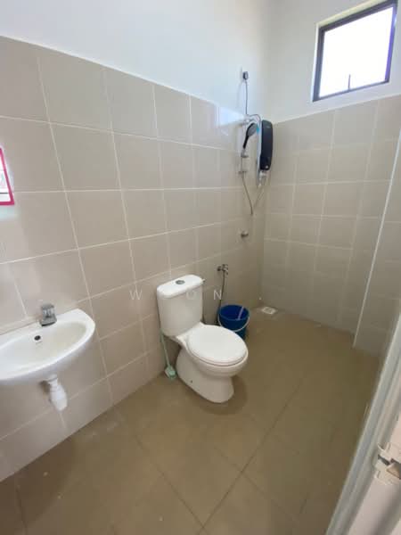 Rumah Berkembar untuk Dijual di Taman Bertam Impian (Tanjong Minyak) - Woon . - Bathroom - PropertyGuru.com.my