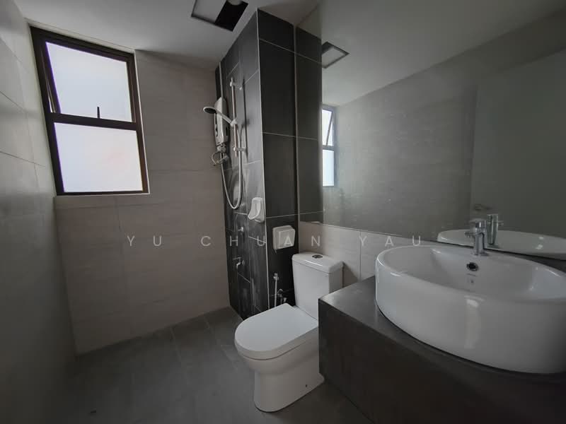 Kondominium untuk Dijual di Admiral Residences - Yu Chuan Yau - PropertyGuru.com.my