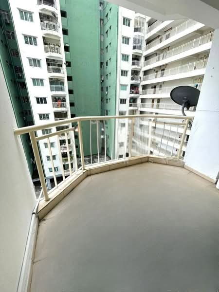Kondominium untuk Dijual di Kepong Sentral Condominium - Norafian SMH - Balcony - PropertyGuru.com.my