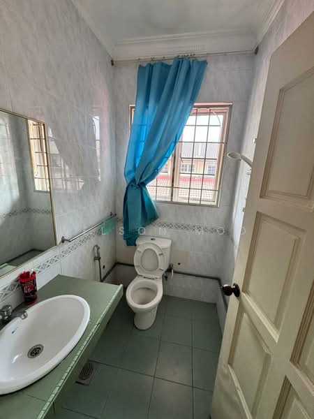 Rumah Berkembar untuk Dijual di Seksyen 1 Wangsa Maju (Wangsa Maju) - Welson Moo - Bathroom - PropertyGuru.com.my