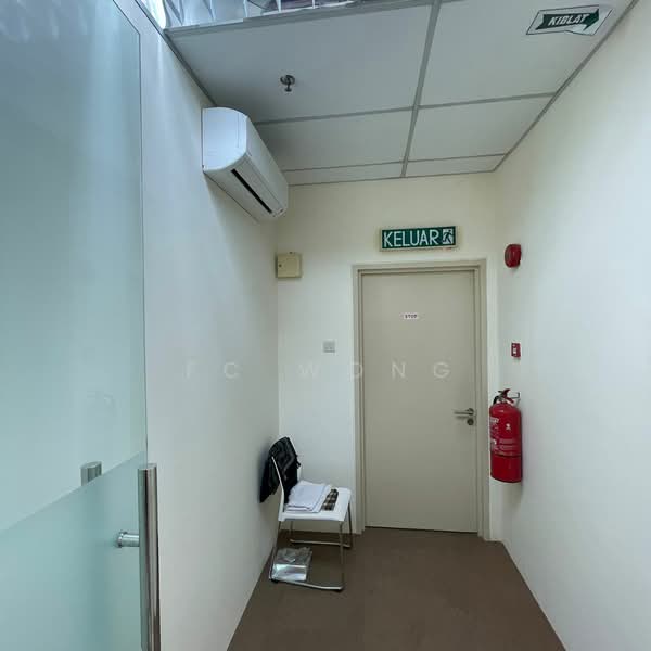 Shop / Office untuk Dijual di Pusat Bandar Puchong (Puchong) - FC Wong - Interior of Setiawalk Office - PropertyGuru.com.my