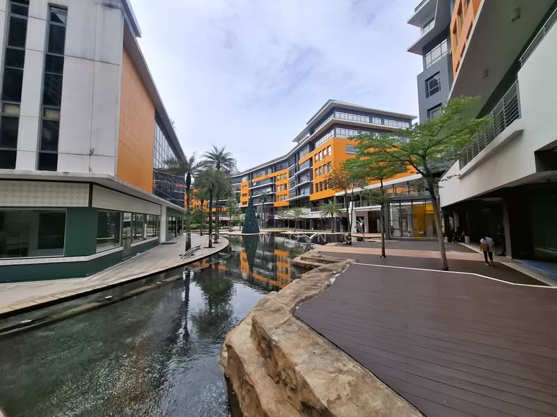 Shop / Office untuk Dijual di Pusat Bandar Puchong (Puchong) - FC Wong - Exterior Setiawalk Shop Office Building - PropertyGuru.com.my