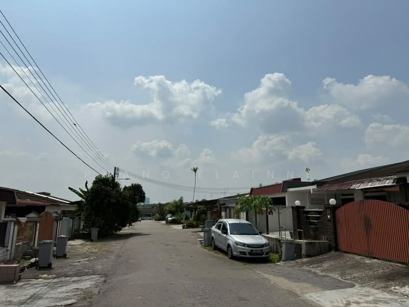Rumah Teres 1-Tingkat untuk Dijual di Taman Sri Tebrau (Johor Bahru) - Phang Elainne - Exterior - PropertyGuru.com.my