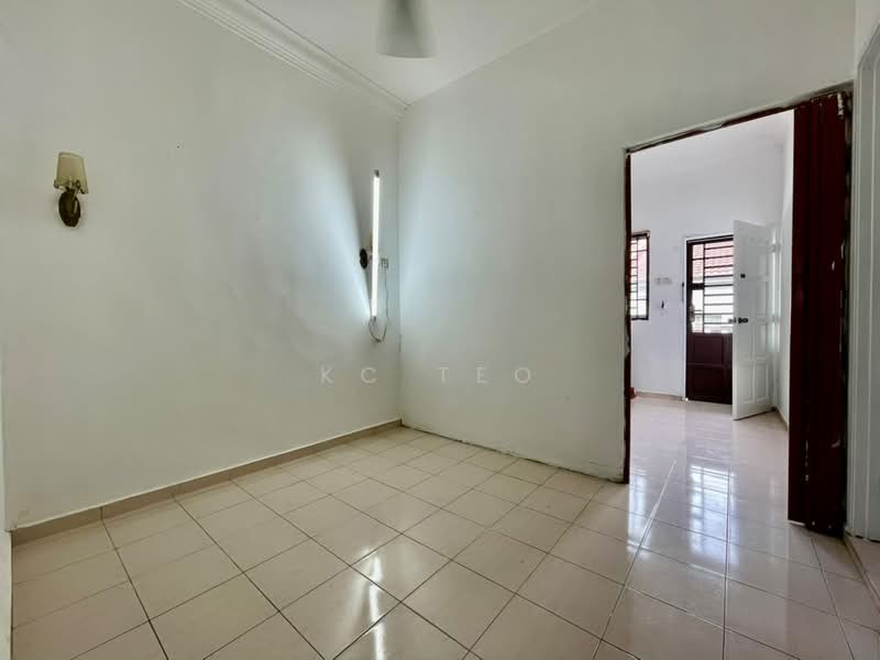 1-storey Terraced House for Sale in Taman Pulai Emas (Kulai) - Kc Teo - Interior - PropertyGuru.com.my