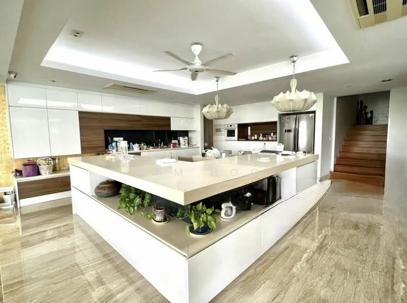 Bungalow House for Sale in Bukit Tunku (Kenny Hills) (Kuala Lumpur) - Sam Hoo - Kitchen - PropertyGuru.com.my