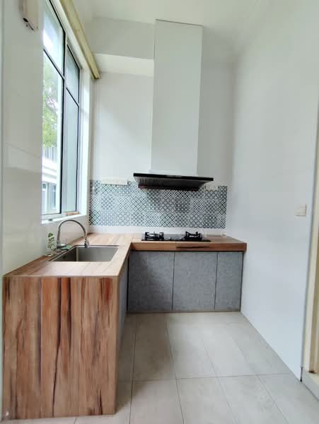 2-storey Terraced House for Rent in Eco Majestic (Semenyih) - JX Chong - Kitchen - PropertyGuru.com.my