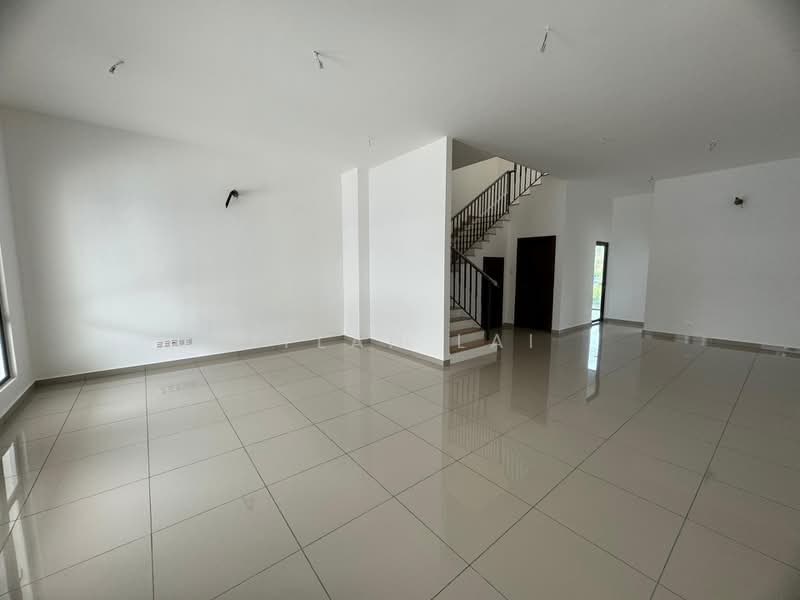 2-storey Terraced House for Sale in Setia Safiro (Cyberjaya) - Dylan Lai - Living Room - PropertyGuru.com.my