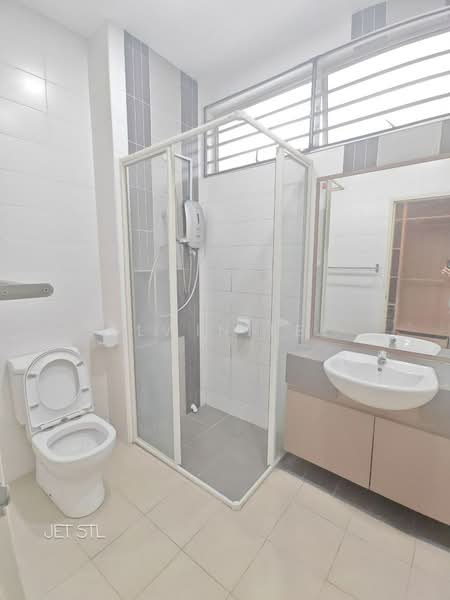 Rumah Teres 2-Tingkat untuk Dijual di Setia Alam (Selangor) - Alwin Lee - Bathroom - PropertyGuru.com.my