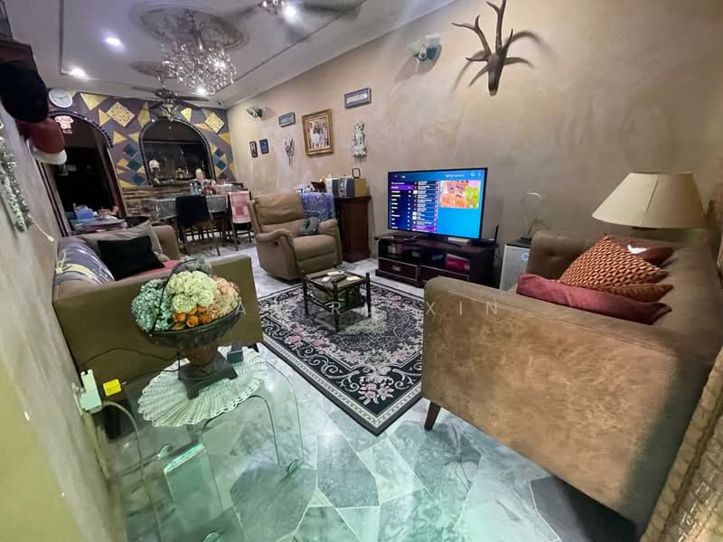 Rumah Teres 1-Tingkat untuk Dijual di Taman Desa Cheras (Cheras) - Tan Ru Xin - Living Room - PropertyGuru.com.my