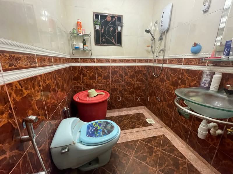 Rumah Teres 1-Tingkat untuk Dijual di Taman Desa Cheras (Cheras) - Tan Ru Xin - Bathroom - PropertyGuru.com.my