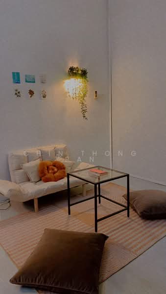 Kediaman Servis untuk Disewa di The Square SOHO @ One City USJ 25 - Chin Thong Pan - Living Room - PropertyGuru.com.my