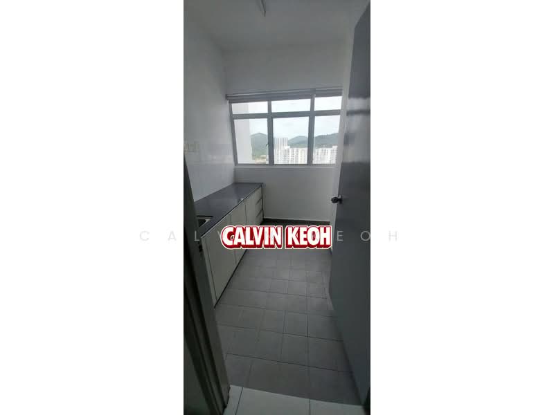 Condominium for Rent at The Golden Triangle Condominium - Calvin Keoh - Kitchen - PropertyGuru.com.my