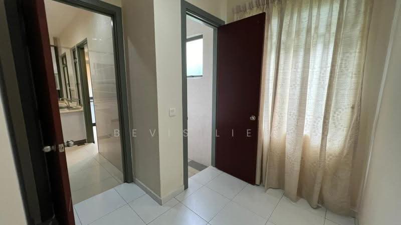 Rumah Teres untuk Disewa di Iskandar Puteri (Nusajaya) (Johor) - Bevis Liew - Corridor - PropertyGuru.com.my