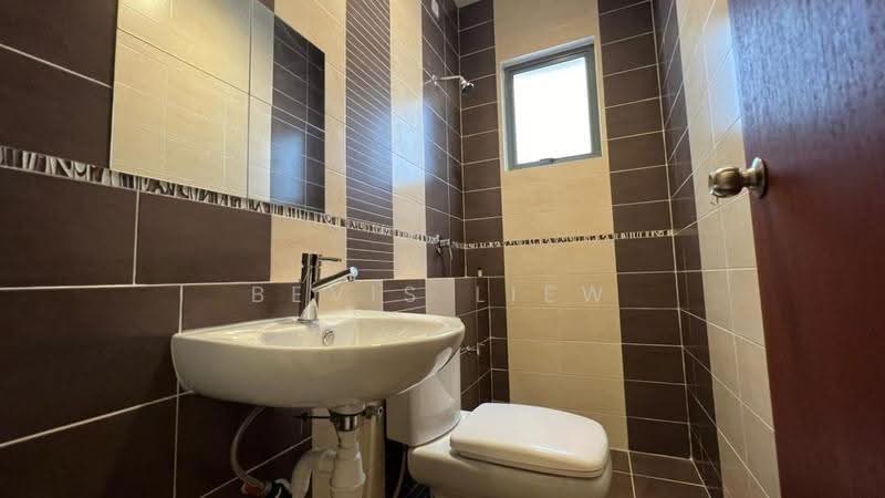 Rumah Teres untuk Disewa di Iskandar Puteri (Nusajaya) (Johor) - Bevis Liew - Bathroom - PropertyGuru.com.my
