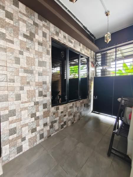 1-storey Terraced House for Sale in Teluk Gadong (Klang) - Doris Lim - Exterior - PropertyGuru.com.my