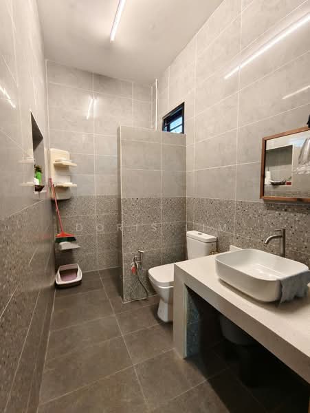 1-storey Terraced House for Sale in Teluk Gadong (Klang) - Doris Lim - Bathroom - PropertyGuru.com.my