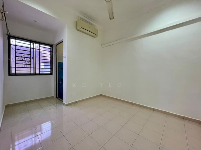 Rumah Teres 1-Tingkat untuk Dijual di Kangkar Pulai (Skudai) - Kc Teo - PropertyGuru.com.my