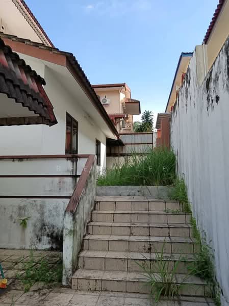 Bungalow House untuk Dijual di Taman Lake View (Taiping) - Beeky Lee - Exterior - PropertyGuru.com.my